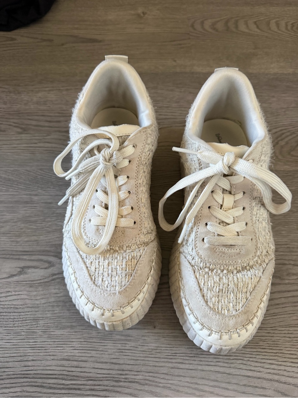 Universal Thread Cream Woven Lace-Up Women's Sneakers